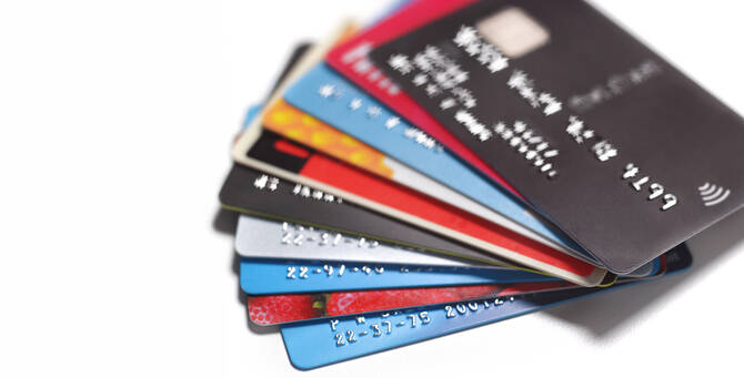 Complete Guide to Loans, Credit Cards & Insurance in Saudi Arabia (2026)