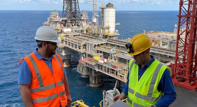 Jubail Oil and Gas Company Jobs in Saudi Arabia 2026 – Salary, Requirements, Companies & How to Apply